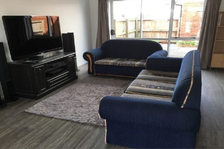 Photo of property in 22 Chiefs Court, Hamilton East, Hamilton, 3216