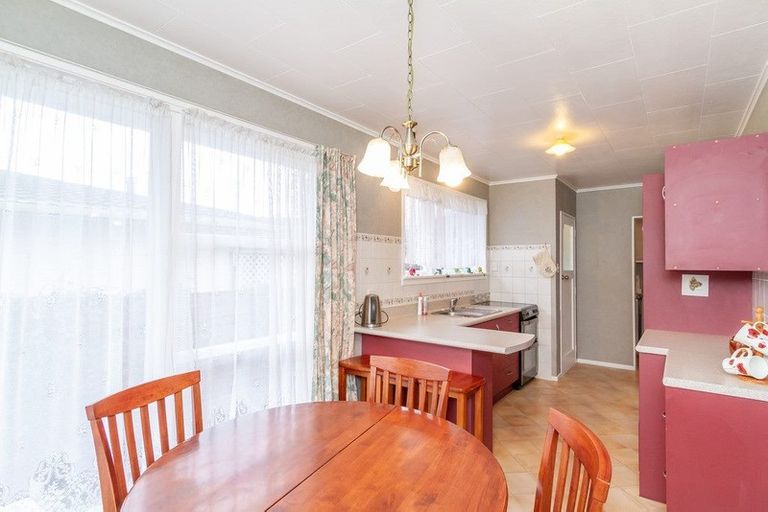 Photo of property in 89 California Drive, Totara Park, Upper Hutt, 5018