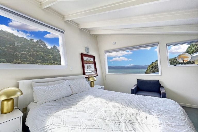 Photo of property in 15a Onslow Road, Khandallah, Wellington, 6035