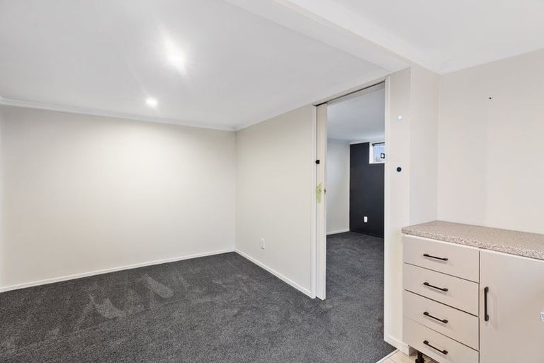 Photo of property in 18 Bayswater Crescent, Bromley, Christchurch, 8062