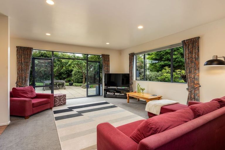 Photo of property in 6 Brookside Place, Mosgiel, 9024