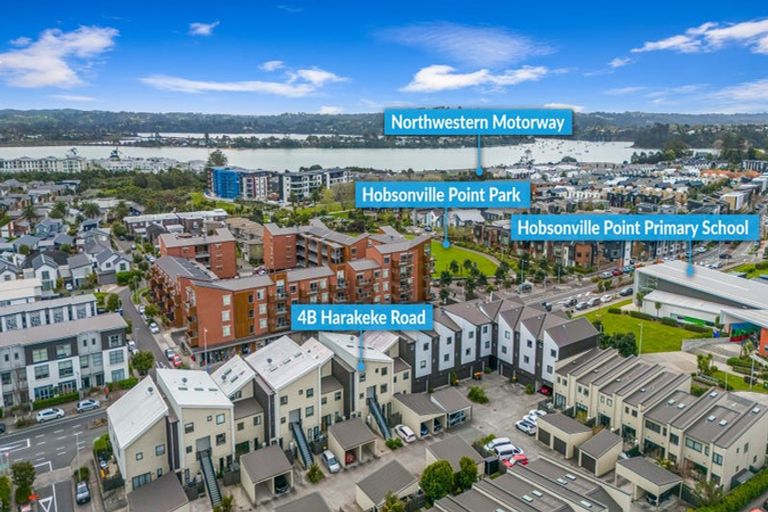 Photo of property in 17 Kanuka Road, Hobsonville, Auckland, 0616