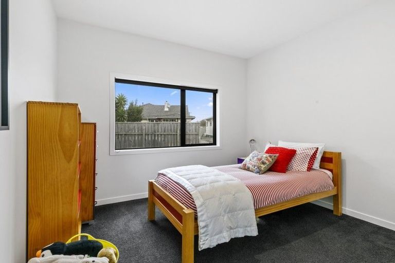 Photo of property in 43a Heretaunga Street, Petone, Lower Hutt, 5012
