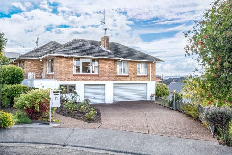 Photo of property in 11 Walter Macdonald Street, Howick, Auckland, 2014