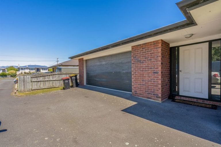 Photo of property in 70 Mcquarrie Street, Kingswell, Invercargill, 9812