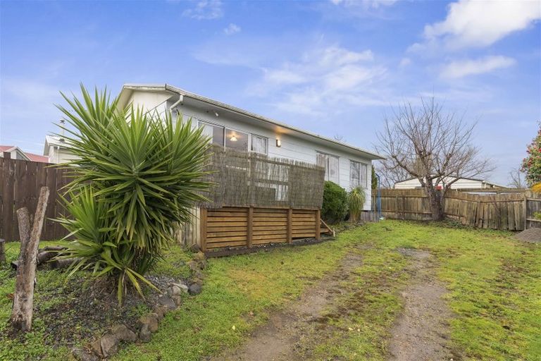 Photo of property in 14a Pohutukawa Drive, Owhata, Rotorua, 3010