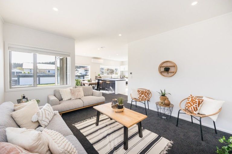 Photo of property in 8 Cousins Avenue East, Foxton Beach, Foxton, 4815