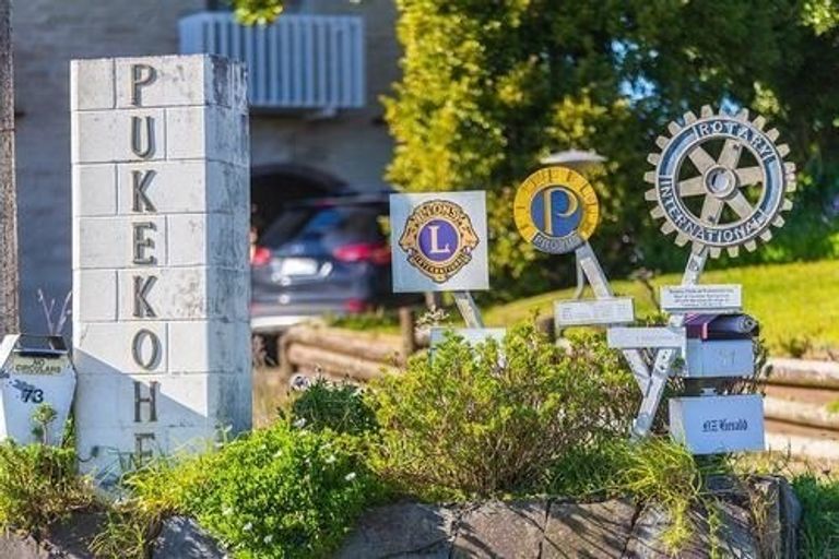 Photo of property in 35 Piripono Crescent, Pukekohe, 2120