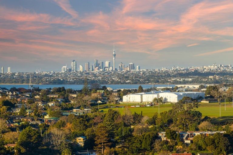 Photo of property in 1301/1 Buscomb Avenue, Henderson, Auckland, 0610