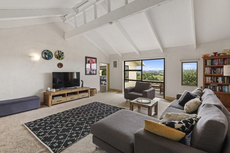 Photo of property in 158 Petley Road, Paparoa, 0571