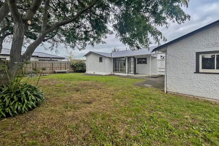 Photo of property in 19 Brightwater Terrace, Terrace End, Palmerston North, 4410