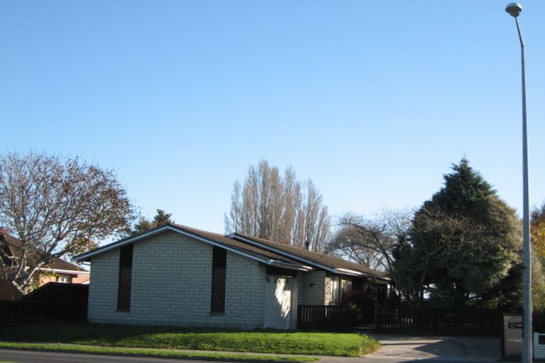 Photo of property in 889 Main North Road, Belfast, Christchurch, 8051