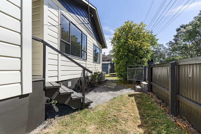 Photo of property in 29 Parris Street, Waitara, 4320