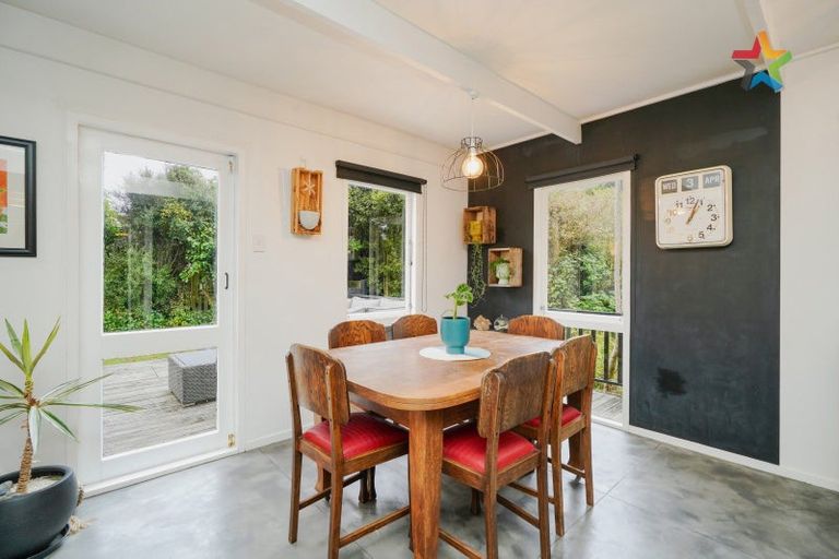 Photo of property in 84 Ruru Avenue, Otatara, Invercargill, 9879