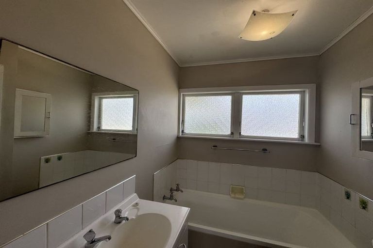 Photo of property in 75 Knighton Road, Hillcrest, Hamilton, 3216