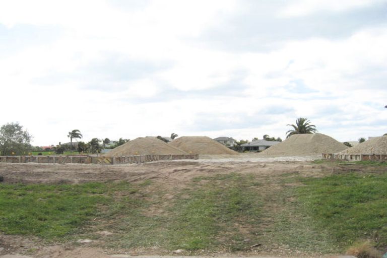 Photo of property in 12 Riviera Court, Papamoa Beach, Papamoa, 3118