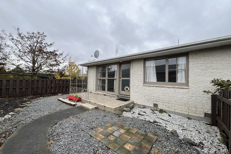 Photo of property in 6/225 Edgeware Road, Edgeware, Christchurch, 8013