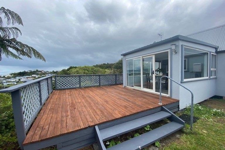 Photo of property in 56b Viewmont Drive, Harbour View, Lower Hutt, 5010