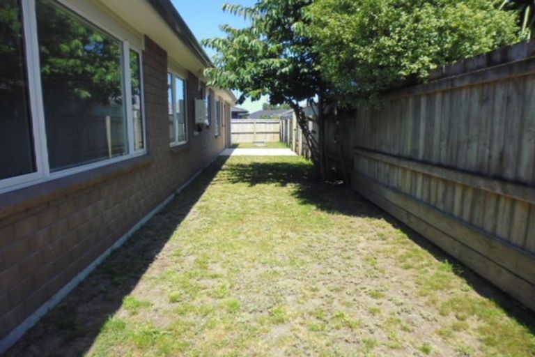 Photo of property in 1b Trusham Court, Paraparaumu, 5032