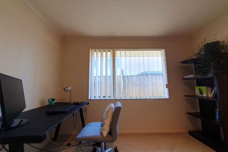 Photo of property in 32 Lomas Way, Albany, Auckland, 0632