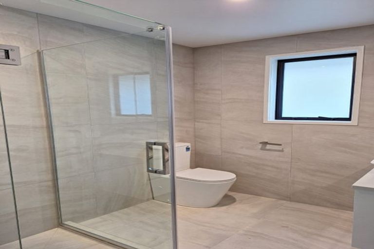 Photo of property in 20 Lyn Street, Lynmouth, New Plymouth, 4310