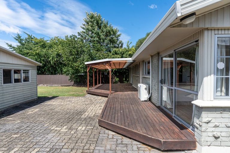 Photo of property in 37 Alison Street, Hamilton Lake, Hamilton, 3204