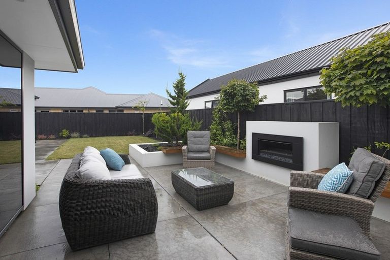 Photo of property in 211 Highsted Road, Casebrook, Christchurch, 8051