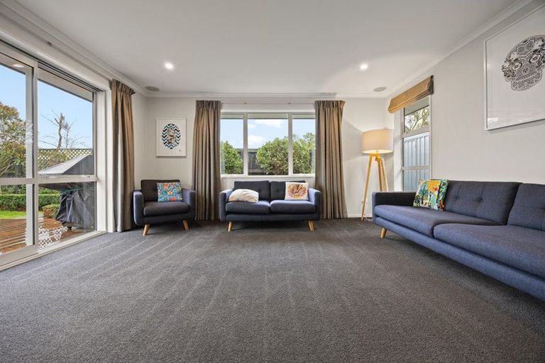 Photo of property in 20 Rue De La Mare, Parklands, Christchurch, 8083