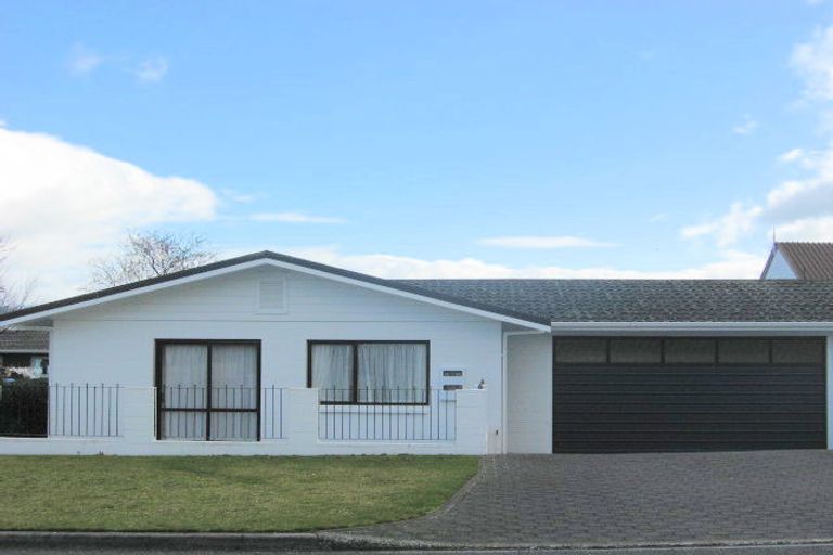 Photo of property in 81 Wharewaka Road, Wharewaka, Taupo, 3330
