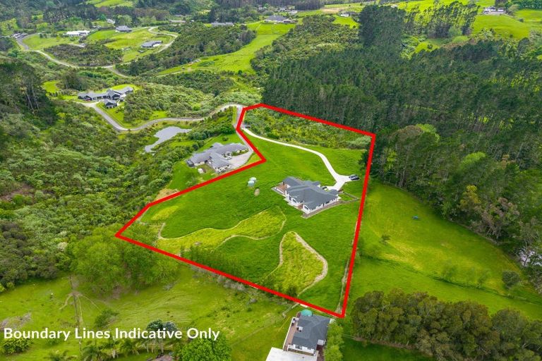 Photo of property in 300 Whitford Road, Whitford, 2576