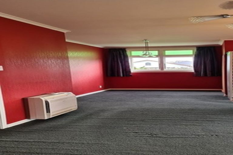 Photo of property in 44 Monckton Street, Feilding, 4702