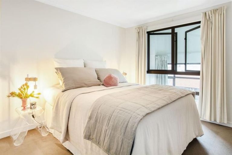 Photo of property in Augusta Apartments, 16/254 Willis Street, Te Aro, Wellington, 6011