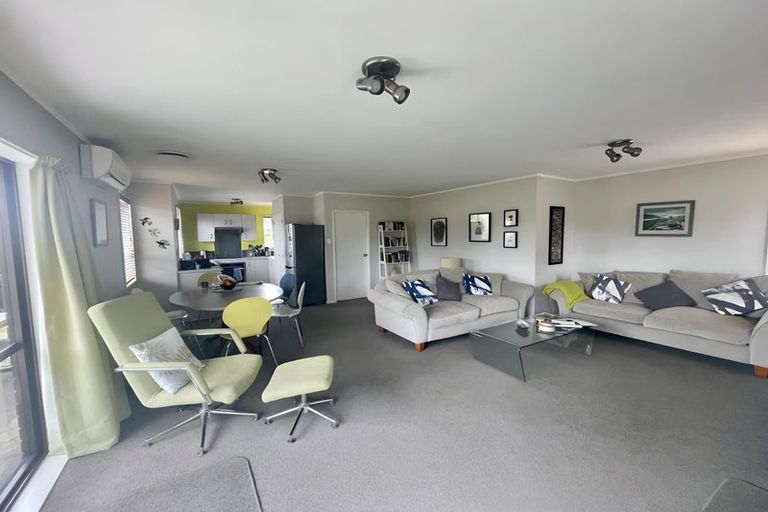 Photo of property in 57c Raumati Road, Raumati Beach, Paraparaumu, 5032