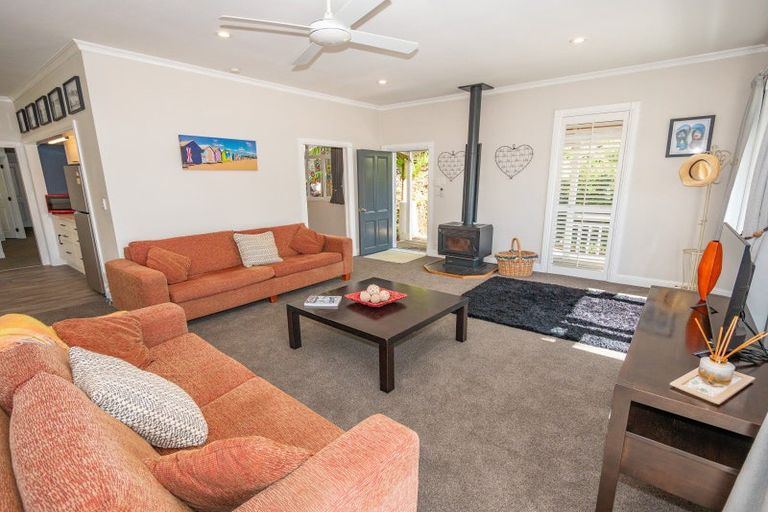 Photo of property in 1 Richmond Road, Mangonui, 0420