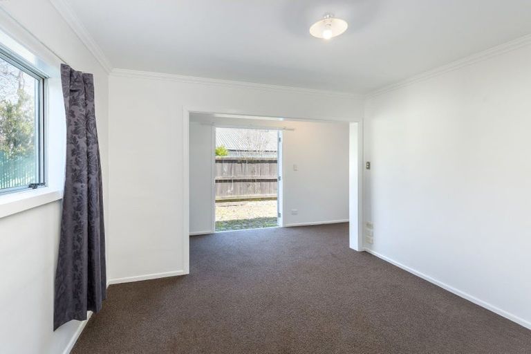 Photo of property in 196 High Street North, Carterton, 5713