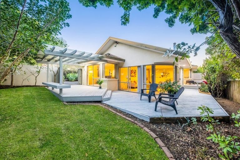 Photo of property in 6 Kilimanjaro Drive, Northpark, Auckland, 2013