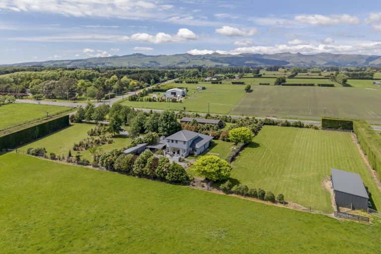 Photo of property in 205 Robinsons Road, Prebbleton, 7674