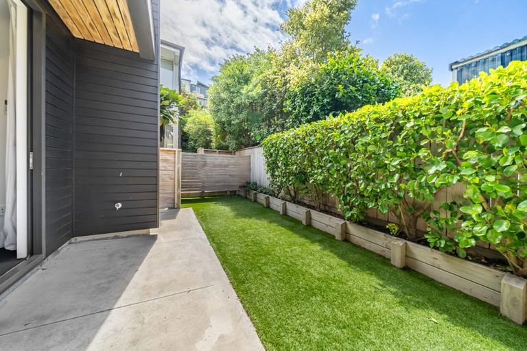 Photo of property in 6/74 Derwent Street, Island Bay, Wellington, 6023