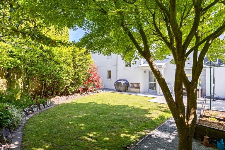 Photo of property in 61a Cashmere Road, Cashmere, Christchurch, 8022