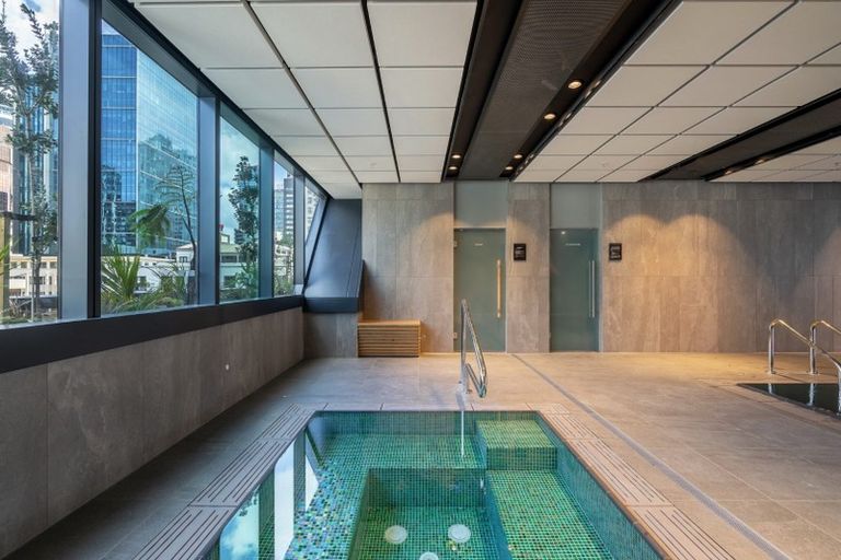 Photo of property in 2005/10 Commerce Street, Auckland Central, Auckland, 1010