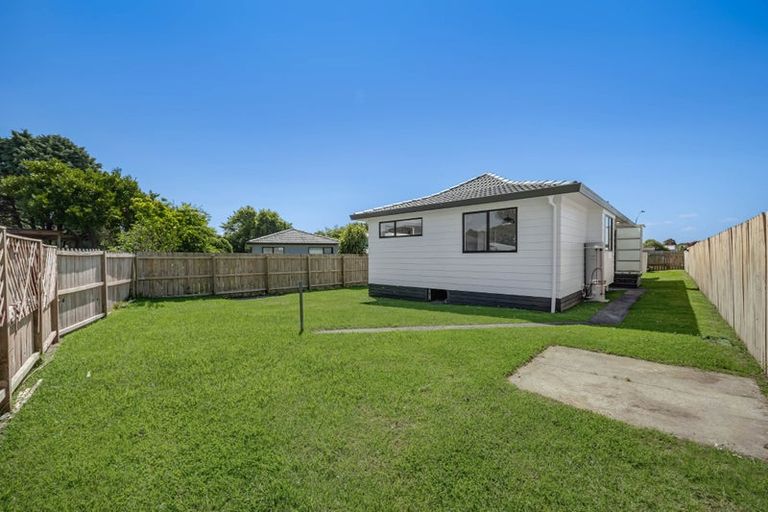 Photo of property in 3/10 Ebenezer Way, Clendon Park, Auckland, 2103