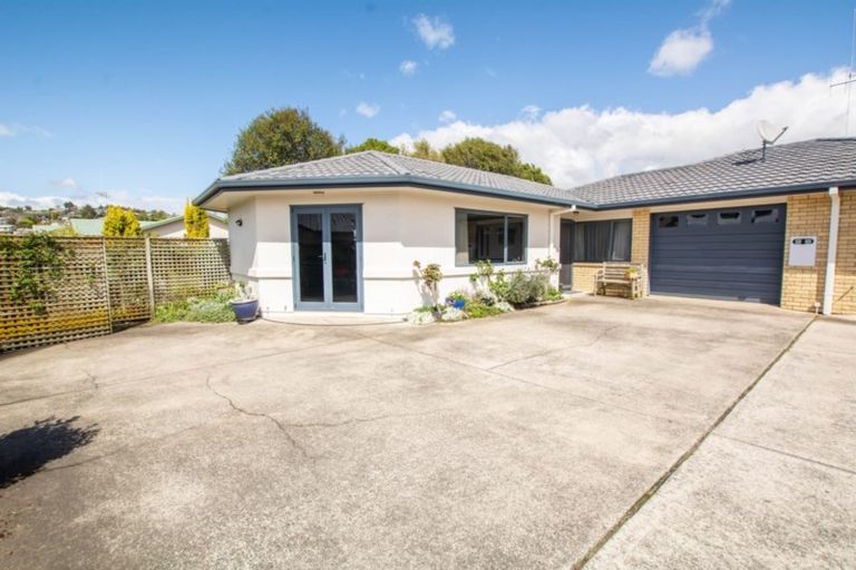 Photo of property in 63 Solomon Street, Brookfield, Tauranga, 3110