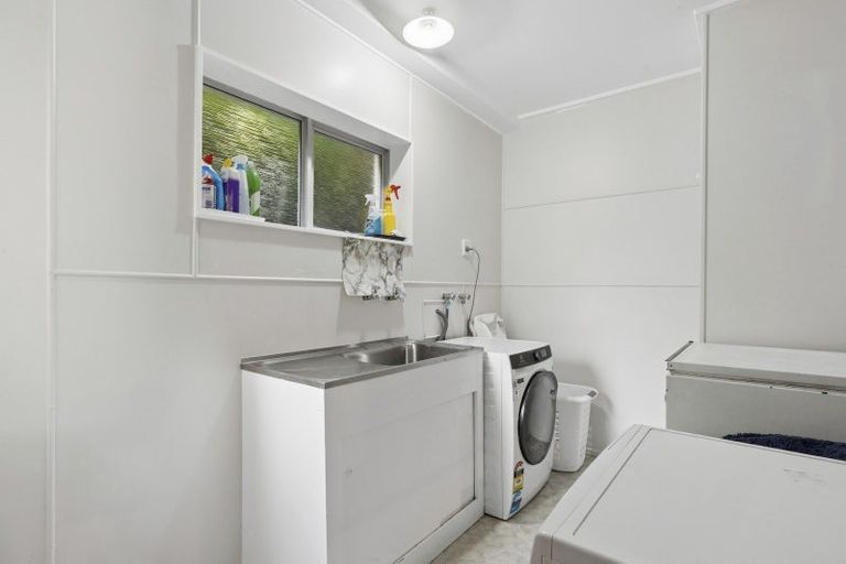 Photo of property in 34 Pioneer Crescent, Helensburgh, Dunedin, 9010