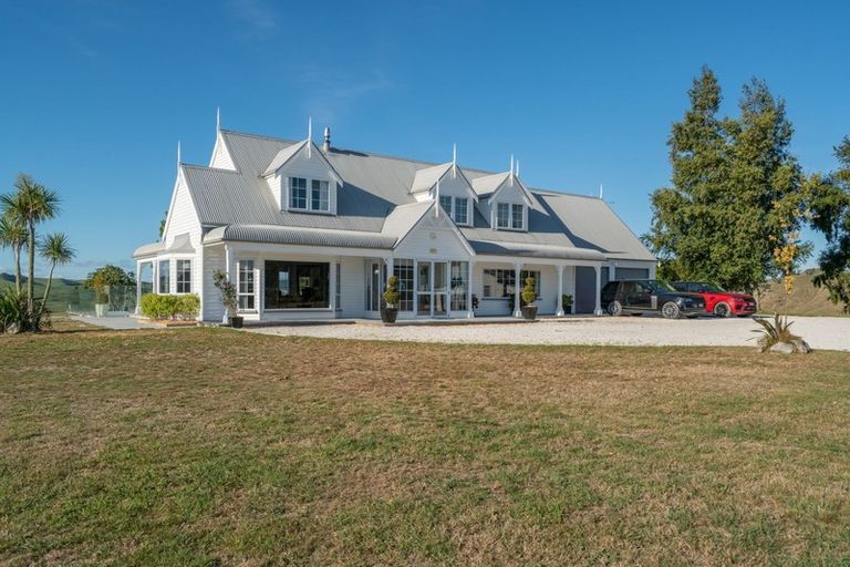 Photo of property in 36 Kaiapo Road, Acacia Bay, Taupo, 3385