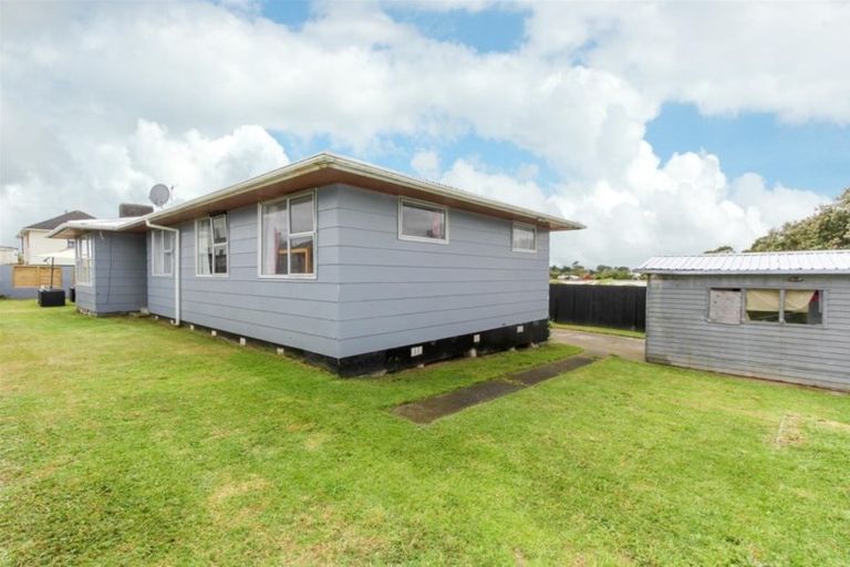 Photo of property in 16 Banks Street, Marfell, New Plymouth, 4310