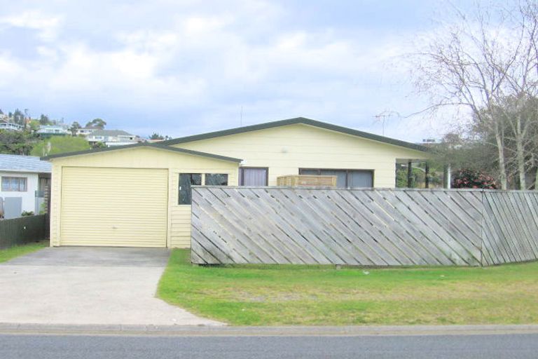 Photo of property in 201 Otahu Road, Whangamata, 3620
