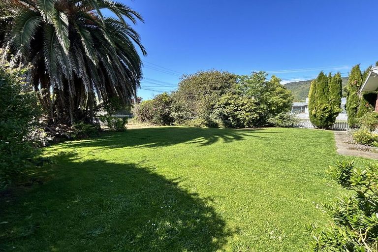 Photo of property in 60 Rimu Street, Waikanae, 5036