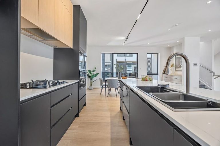 Photo of property in 4/3 Campbell Road, Takapuna, Auckland, 0622