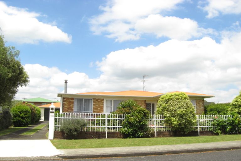 Photo of property in 10 Beresford Street, Pukekohe, 2120