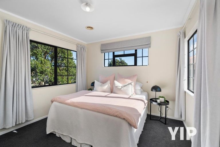 Photo of property in 13 Kilkelly Close, Tawa, Wellington, 5028